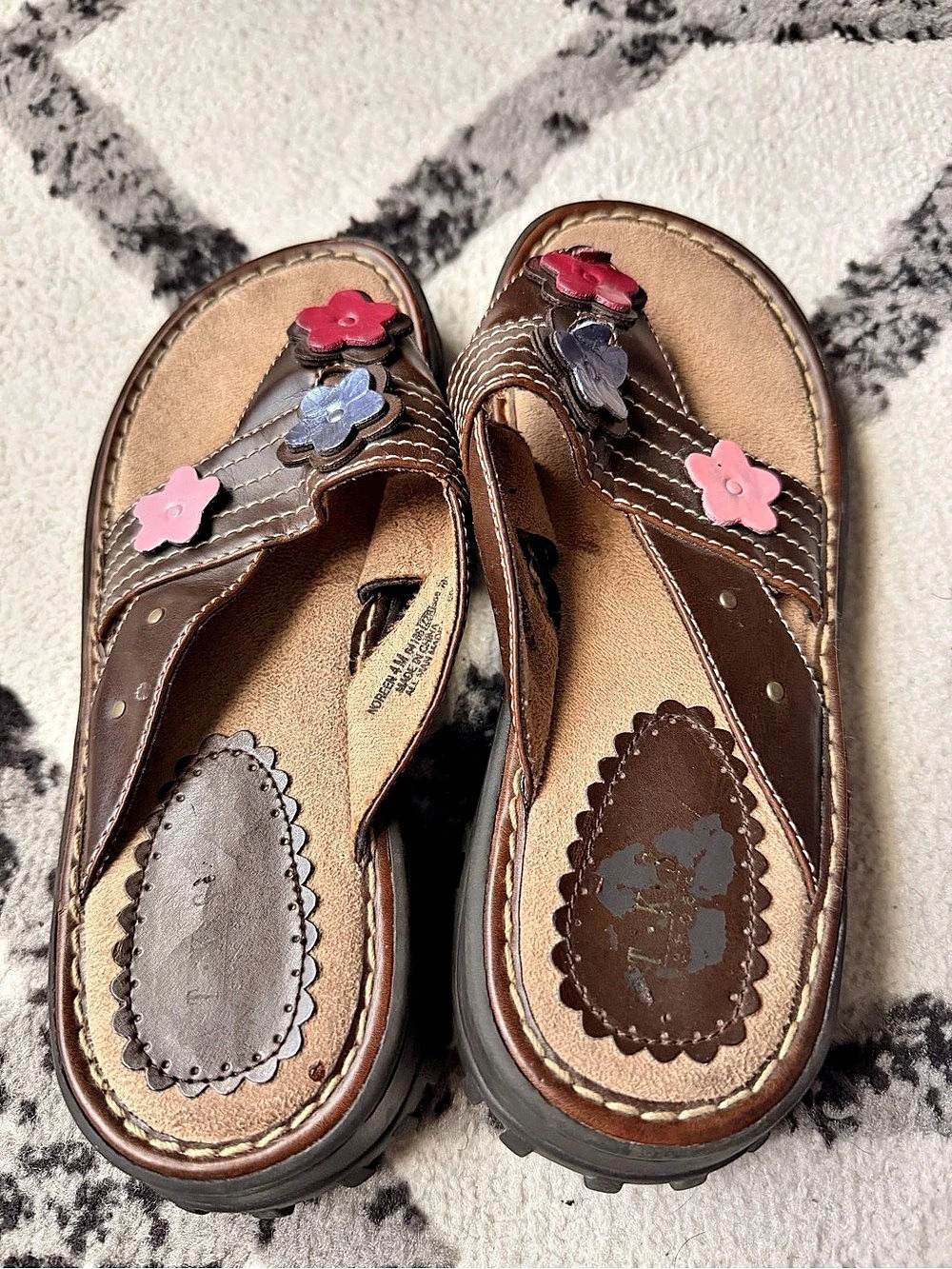 T.K.S. Noreen Flower Strap Sandals Brown & Pink Size4
